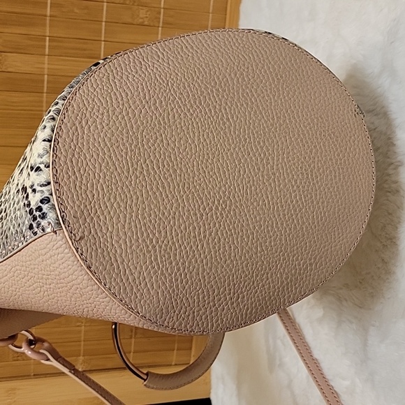 Ted Baker Embossed Leather Bucket Bag in Blush & Python print - Picture 8 of 10